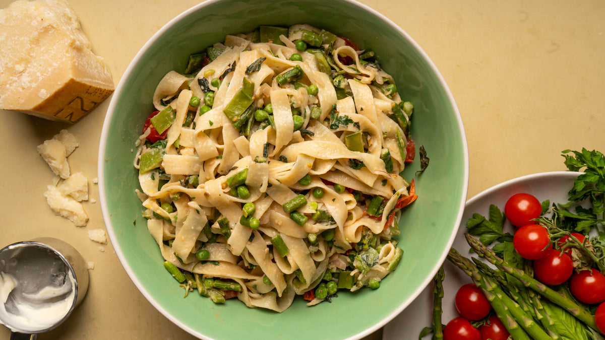 bowl of pasta primavera
